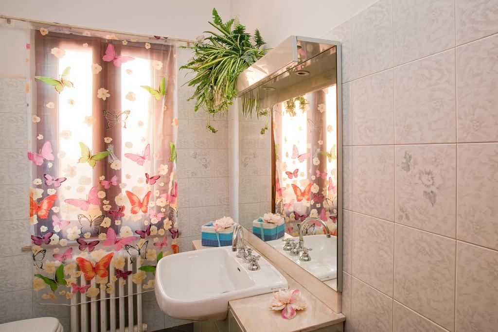 B&B Via Della Grotta Monsummano Terme Ruang foto